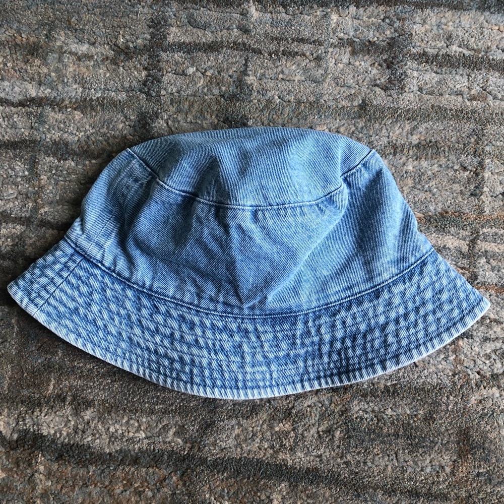 Gap Bucket Hat